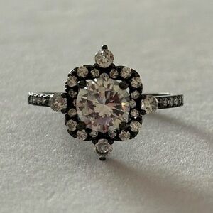 925 Sterling Black Silver Round Faux Diamond Cluster Halo Pave Ring Size 8.75